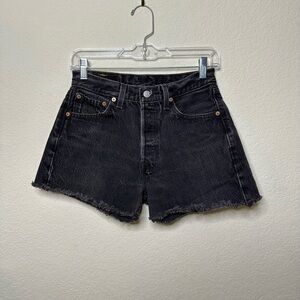 1990’s Levi’s 501 Vintage Black Cutoff Denim Shorts USA